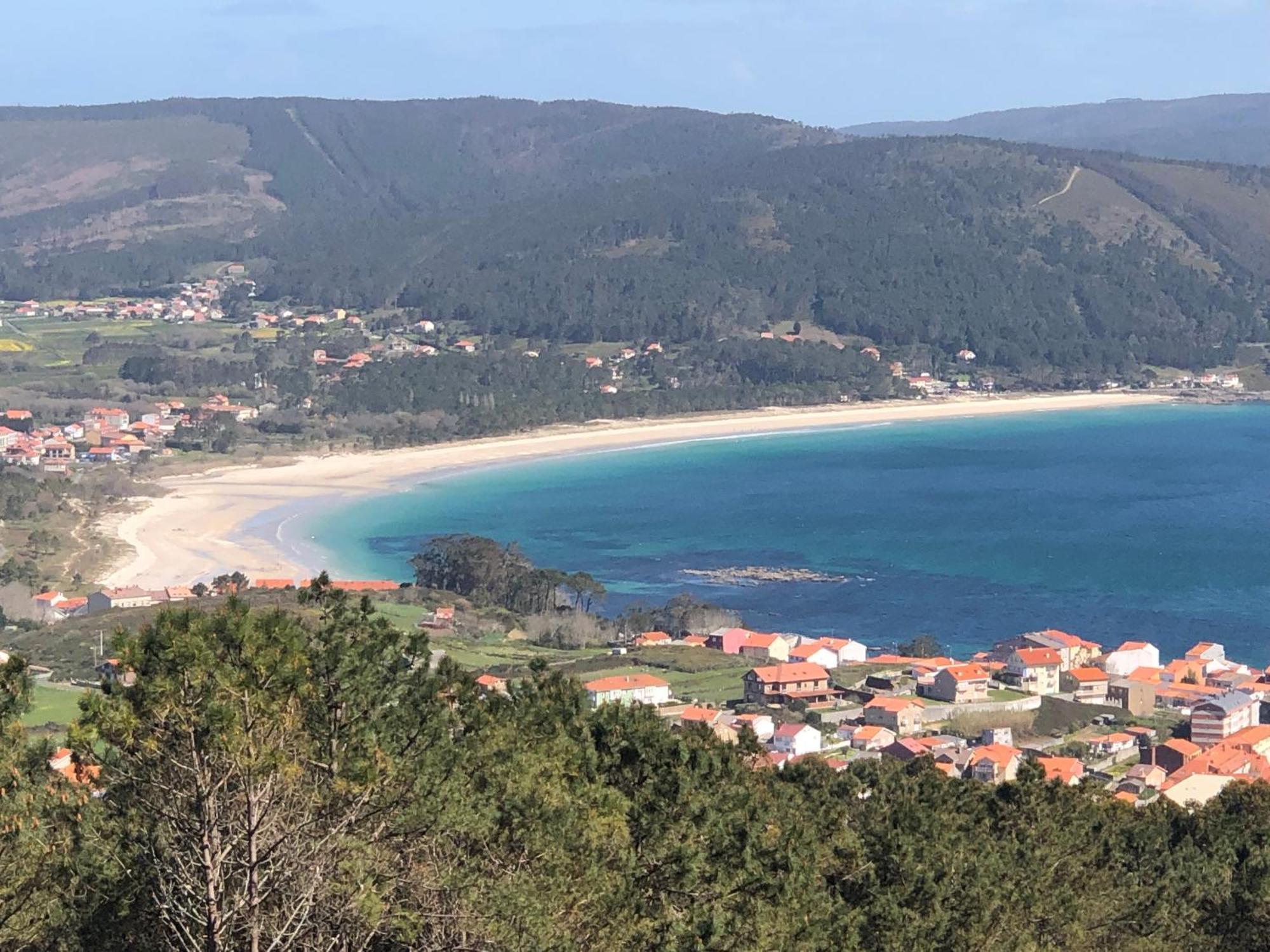 Refugio Climatico En Finisterre Frente A La Playa Exterior foto